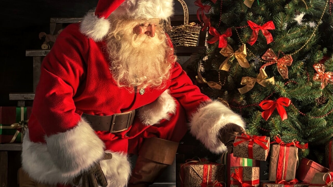 Chi è Babbo Natale Storia perché si chiama così e perché porta i regali